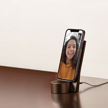 画像をギャラリービューアに読み込む, ワイヤレス充電器・Bluetoothスピーカーが一つになったオシャレデバイス　LEXON  CITY ENERGY PRO LD145
